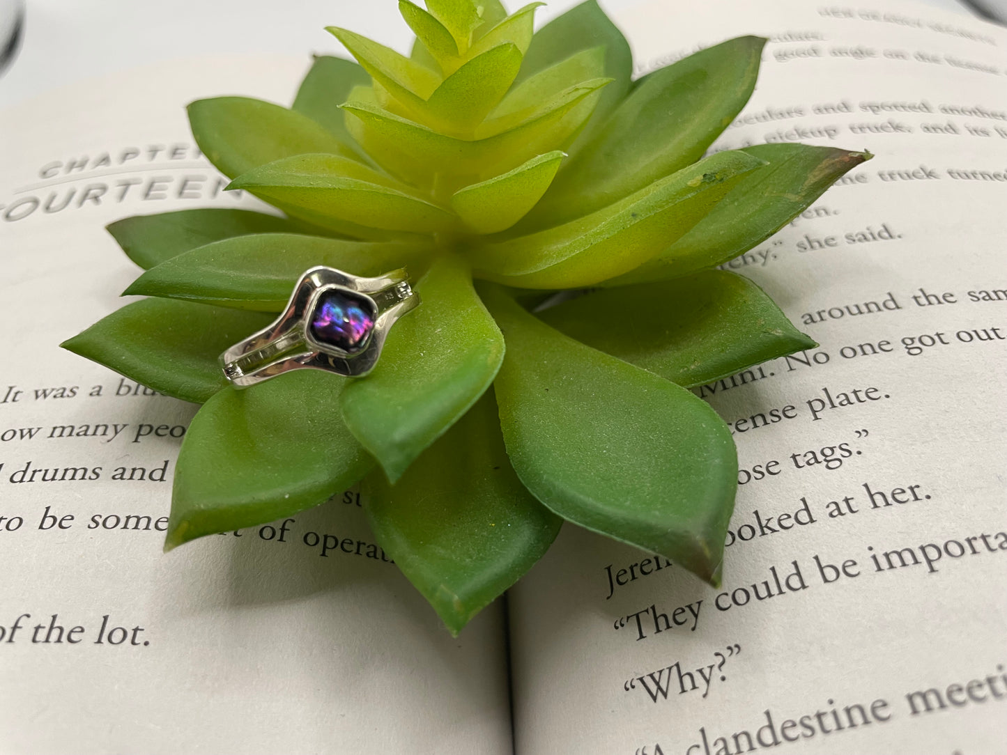 Cushion Purple Shell Ring-Size 9US