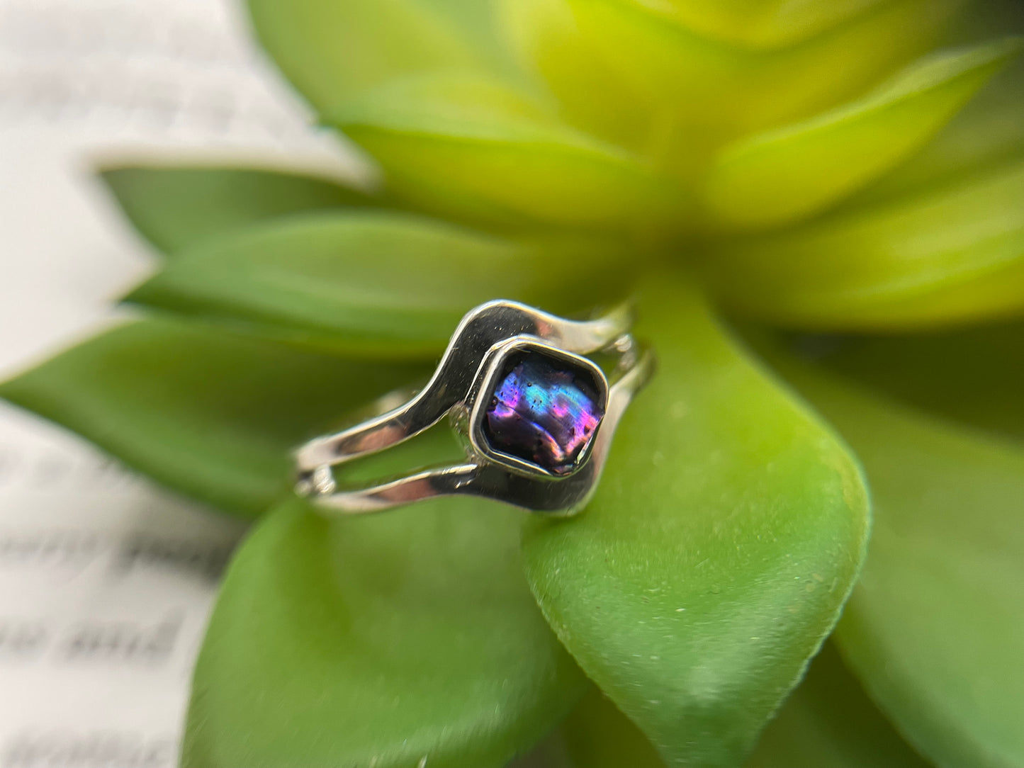 Cushion Purple Shell Ring-Size 9US