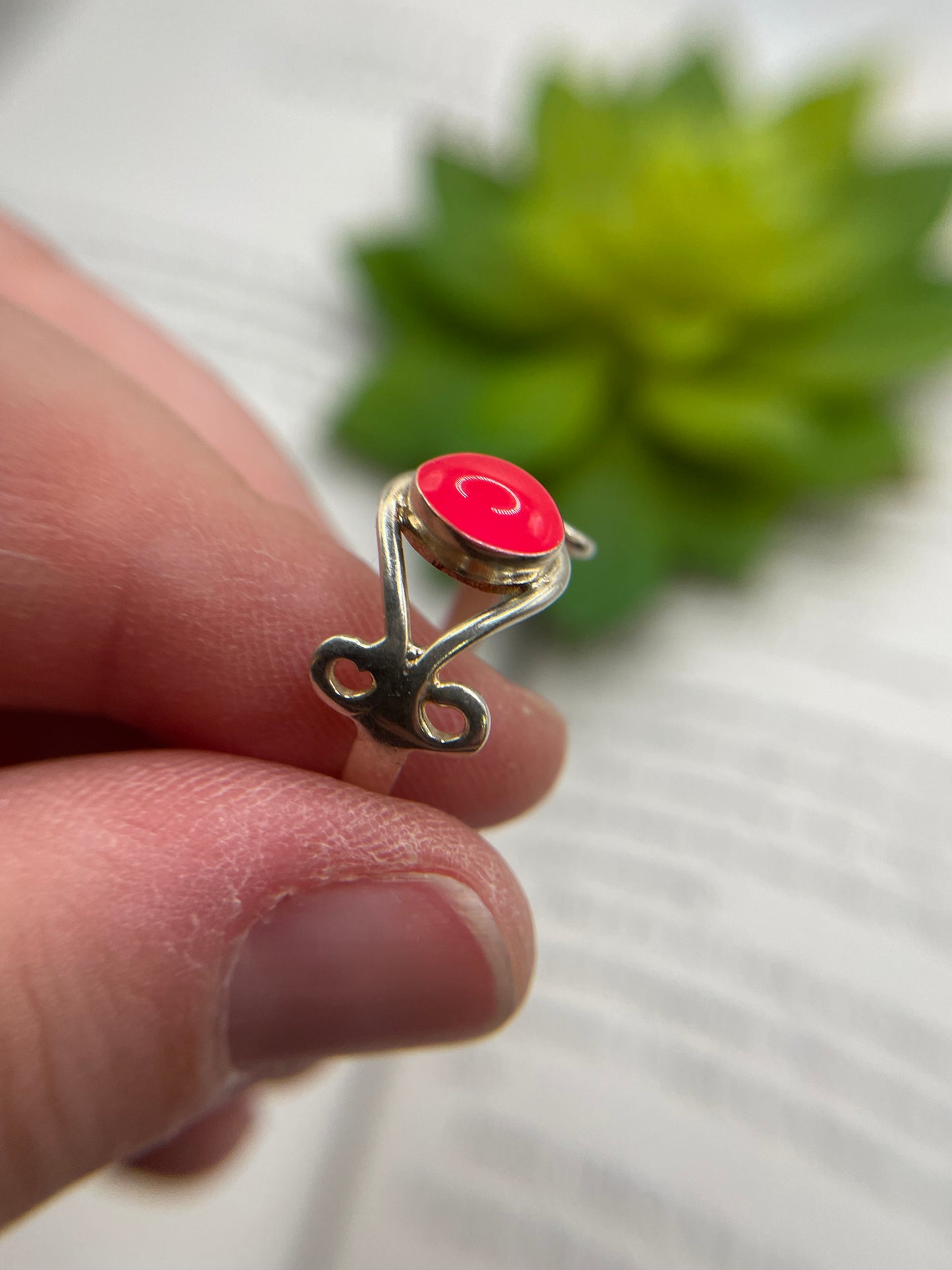 Glow-in-the-Dark Oval Pink Ring- Size 8US