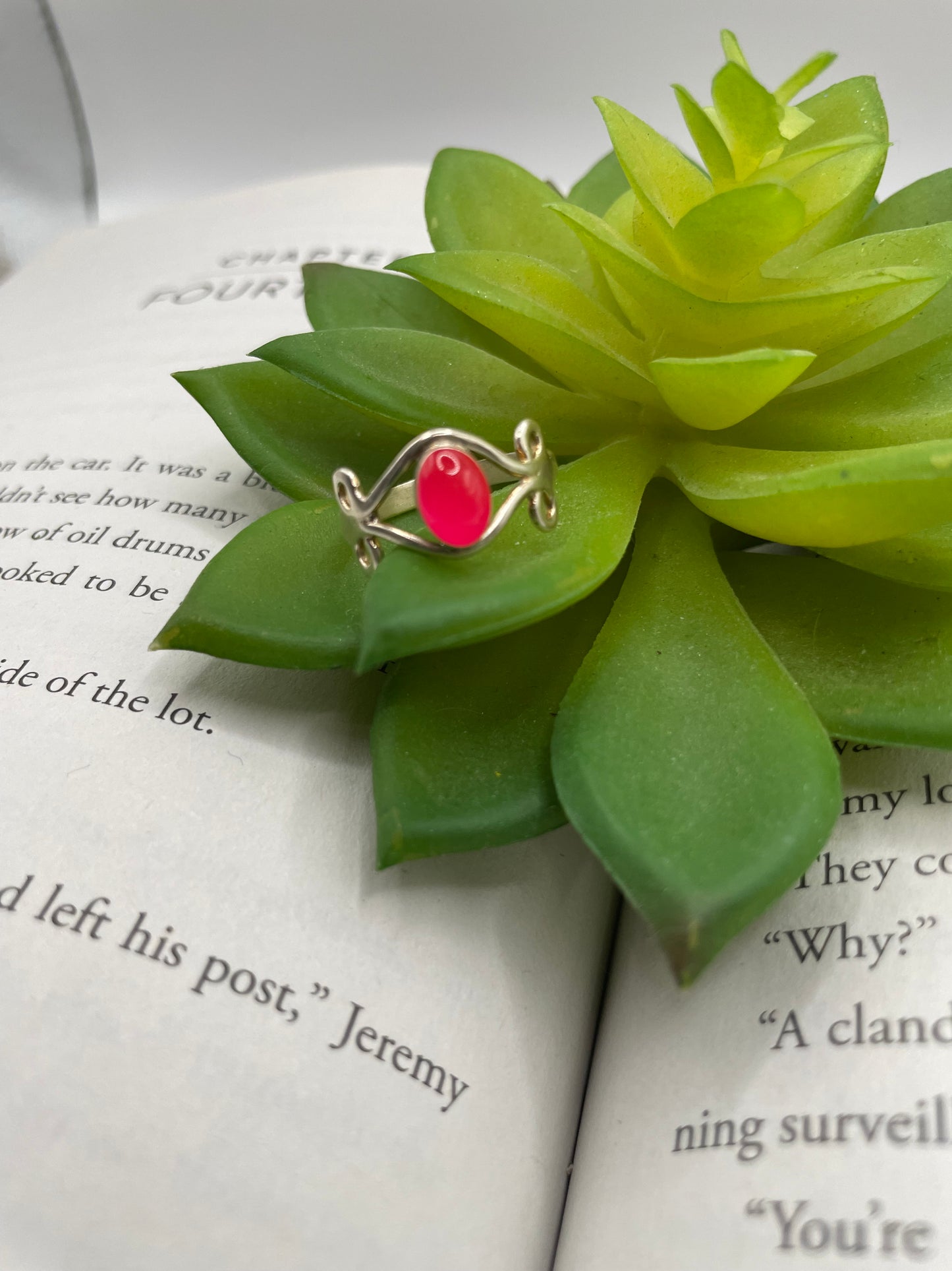 Glow-in-the-Dark Oval Pink Ring- Size 8US