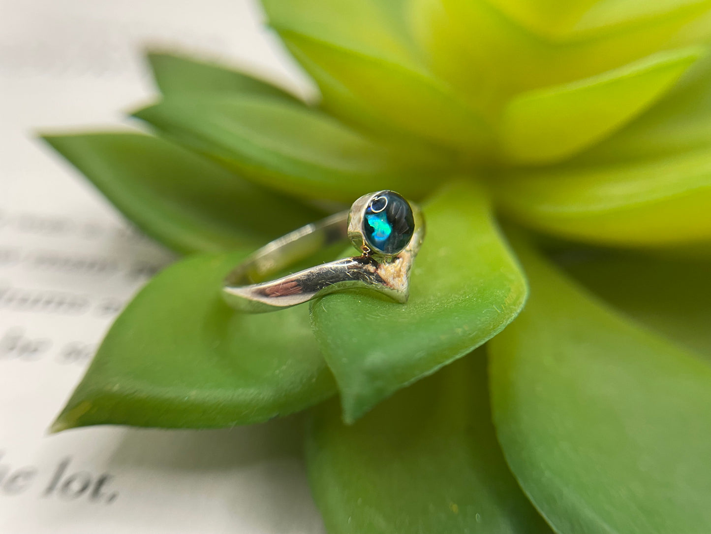 Blue Shell Crown Ring – Size 7 US