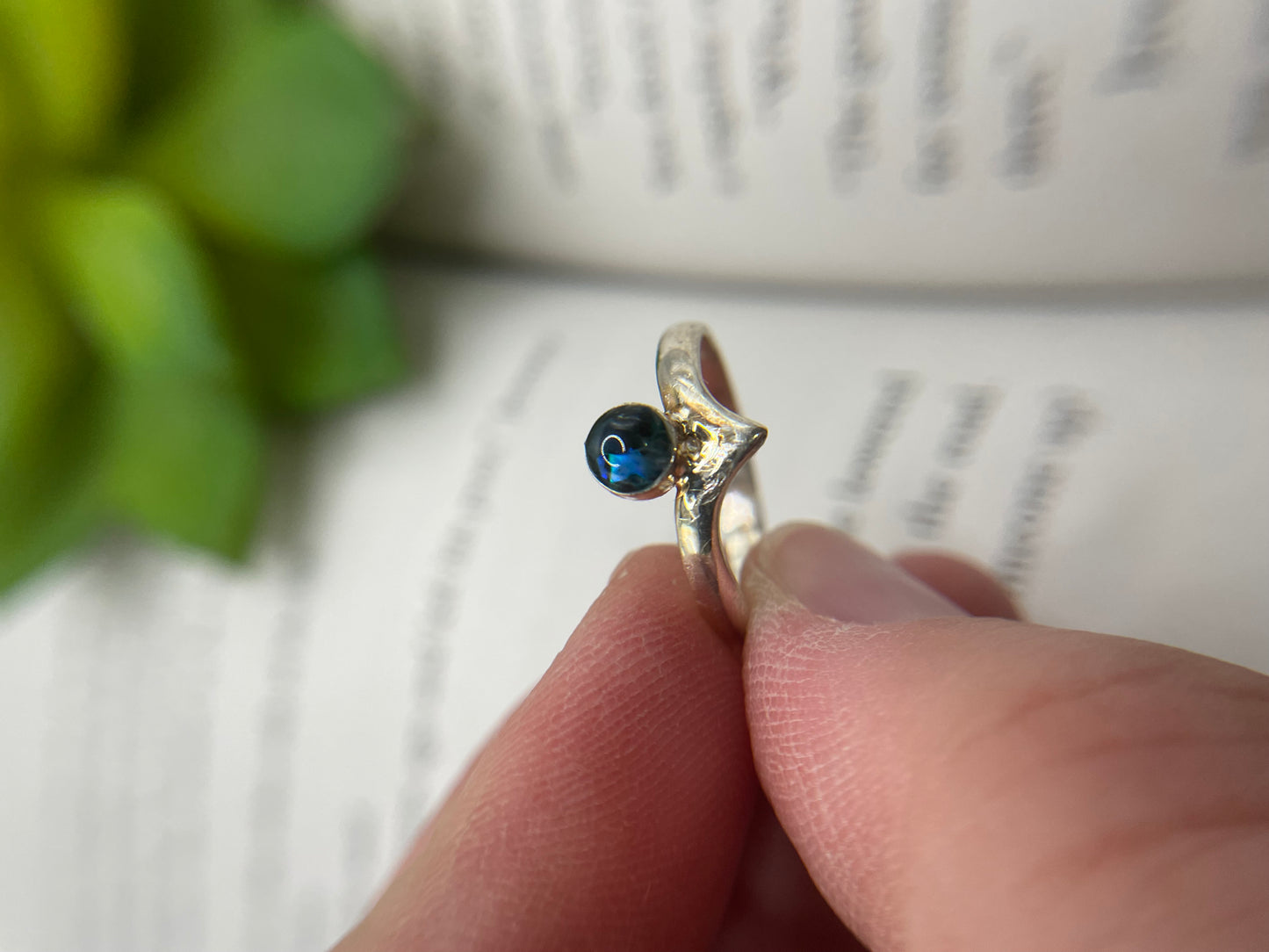 Blue Shell Crown Ring – Size 7 US