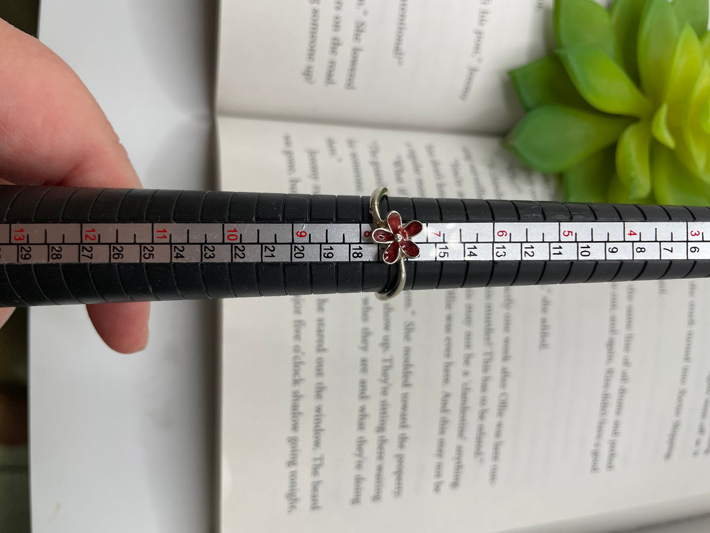 Red Flower Resin Ring – Size 7½ US