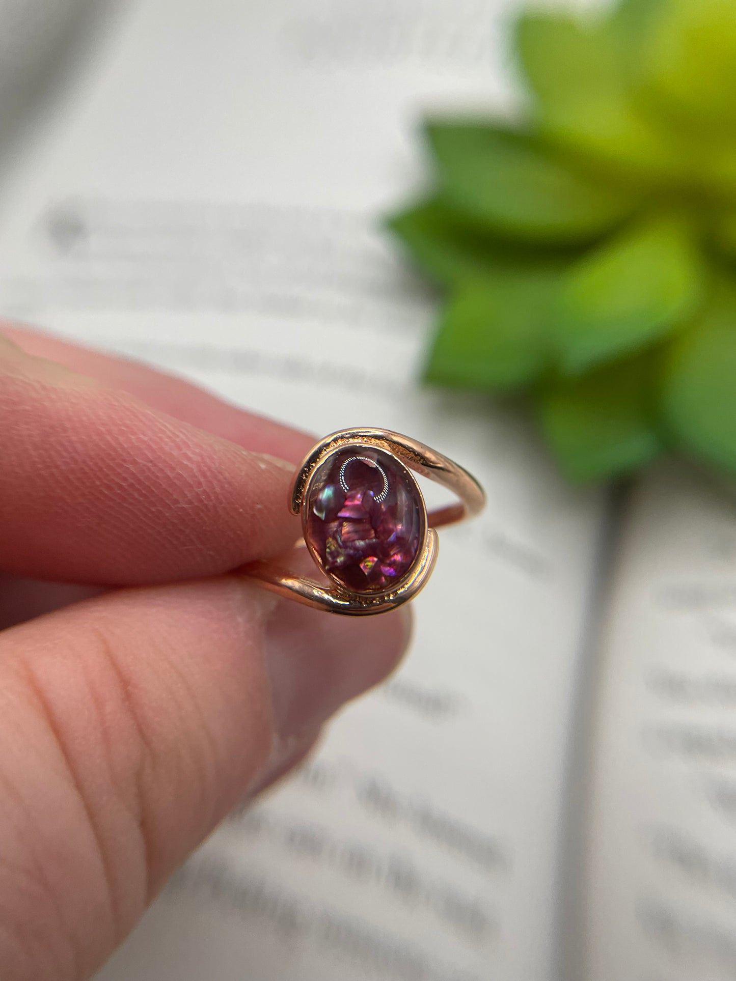 Rose Gold Sterling Silver Oval Shell and Resin Ring – Size 7 US