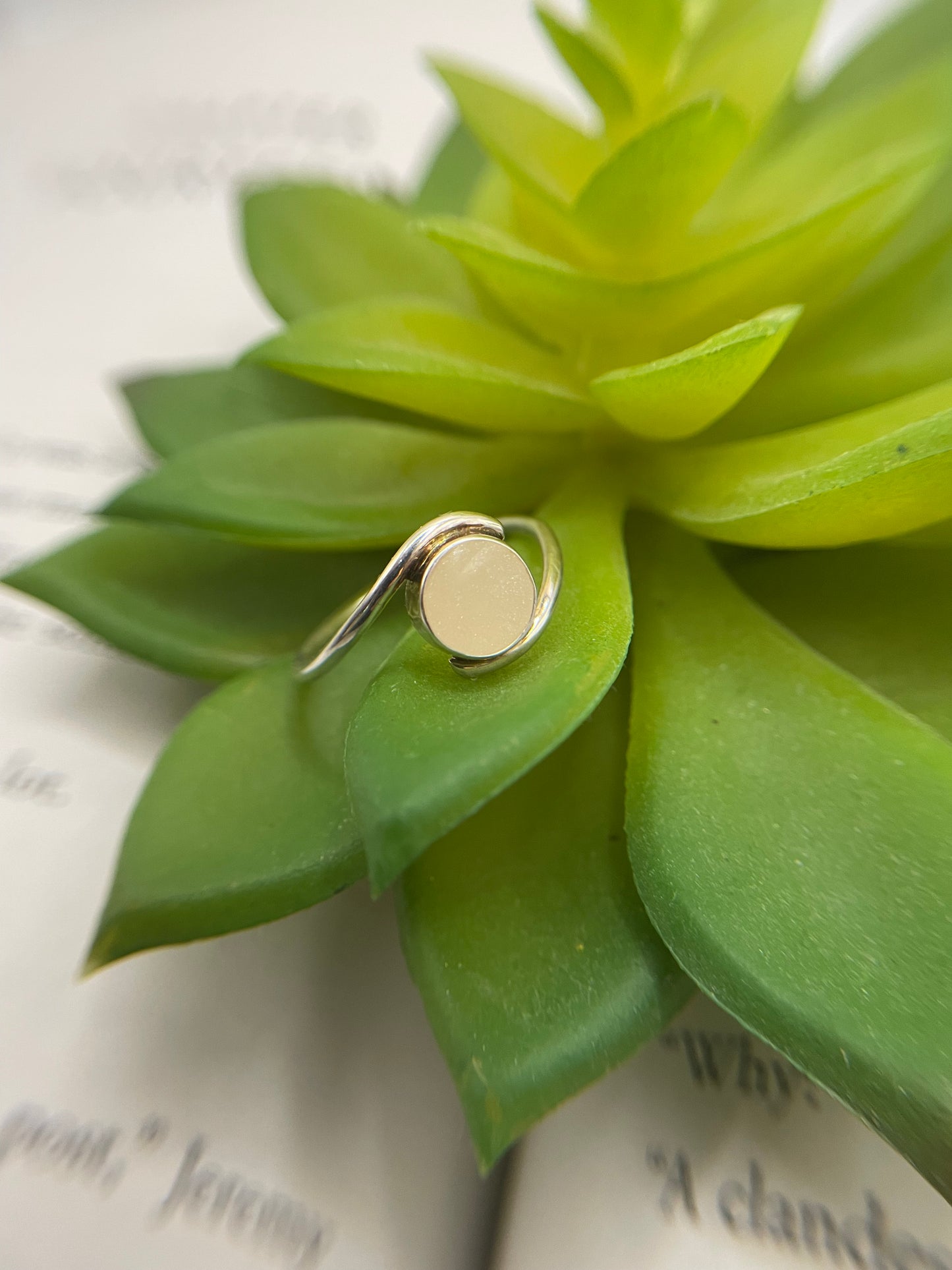 Sterling Silver White Glitter Ring – Size 8½ US