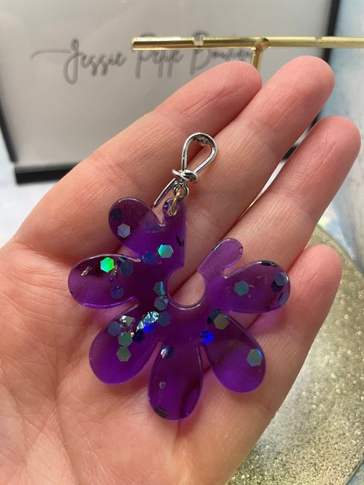 Kim:fleurs mauves holographiques + lasso en argent - Sans nickel