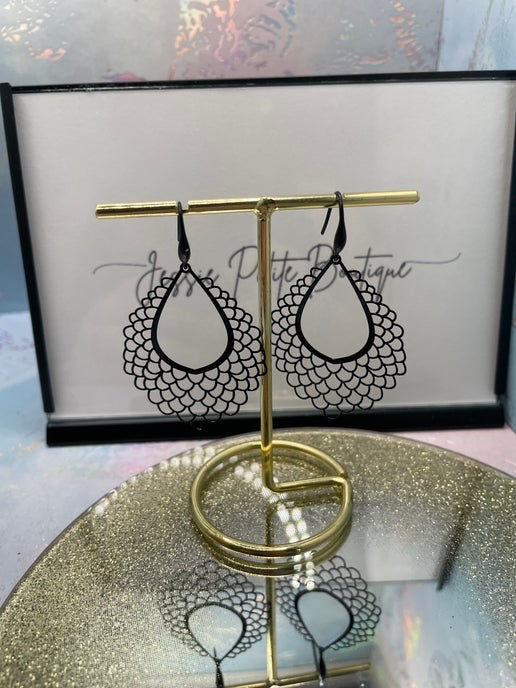 Boucles d'oreilles en larme noire