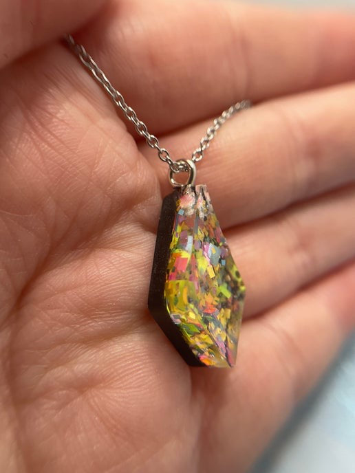 Collier pendentif funky losange - 20'' Acier inoxydable + 
Sans nickel