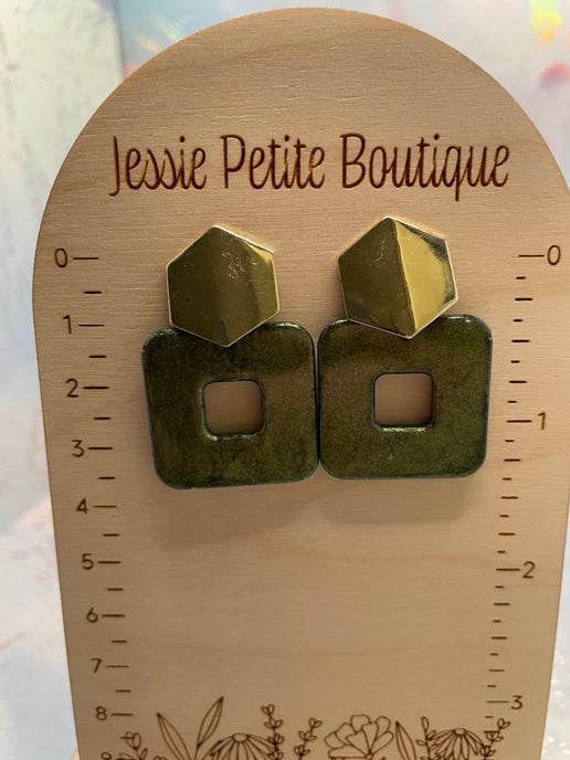 Boucles d'oreilles carrées vert foncé + bouton d'oreille hexagonal  or Sans Nickel