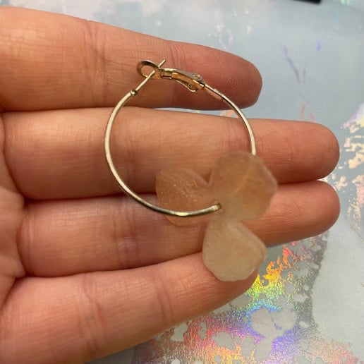 Resin White-Coral Pansy Earrings on Silver Hoop