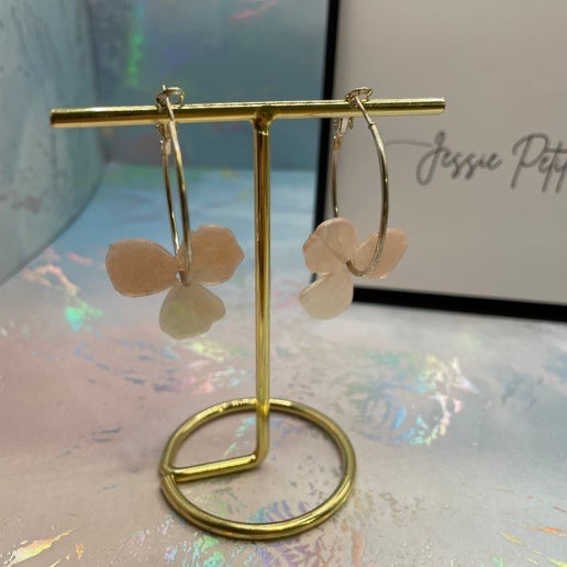 Resin White-Coral Pansy Earrings on Silver Hoop