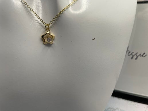 Collier étoile dorée avec rhinestone 18'' - Sans nickel