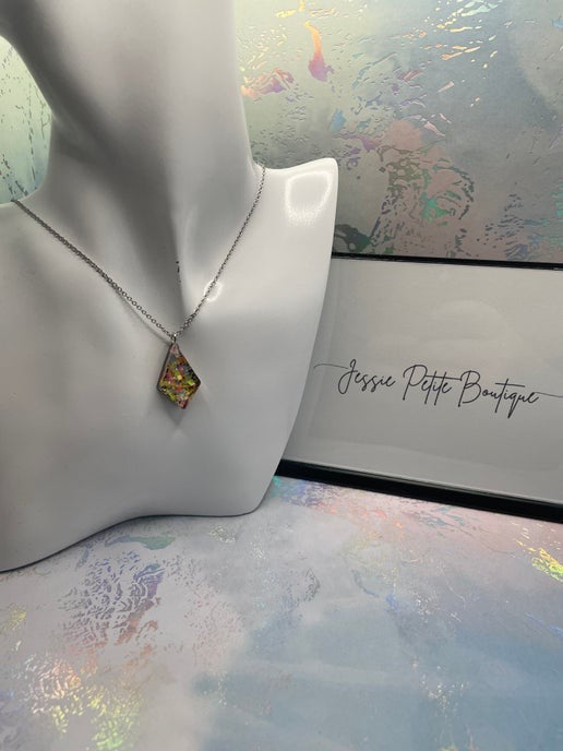 Collier pendentif funky losange - 20'' Acier inoxydable + 
Sans nickel