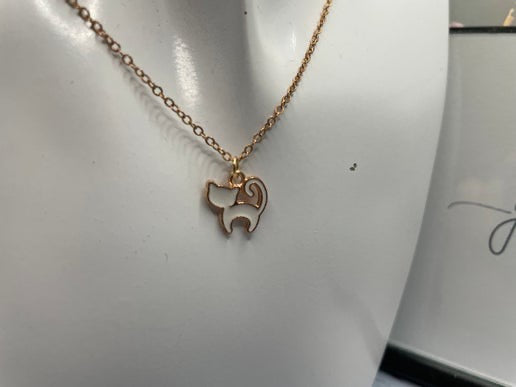 Collier chat en émail blanc -18'' sans nickel