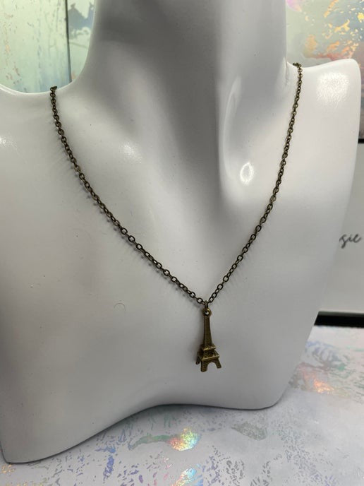 Collier Tour Eiffel en bronze 21''