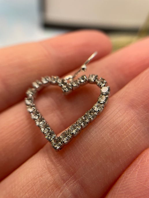 Boucles d'oreilles cœur en strass