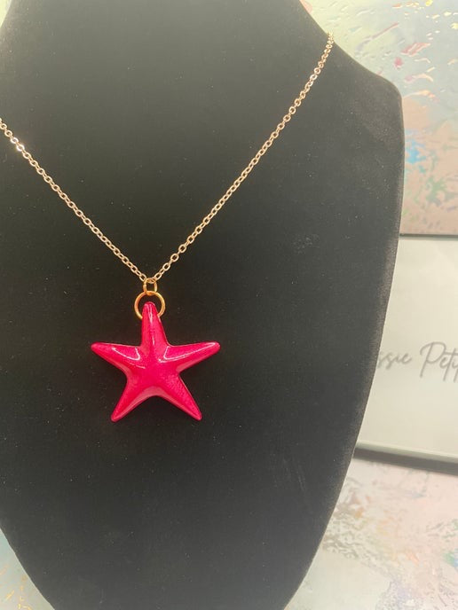 Collier étoile de mer fuchsia 23'' - SANS NICKEL