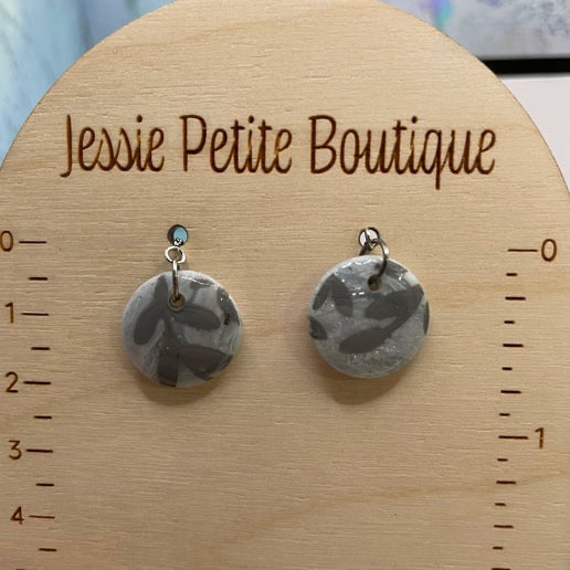 Boucles d'oreilles Petit Rond Bleu sur chaine – Sans Nickel
