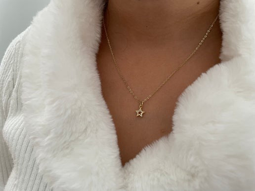 Small Gold Star+Zirconia Necklace–18''Sans Nickel
