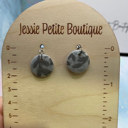 Boucles d'oreilles Petit Rond Bleu sur chaine – Sans Nickel
