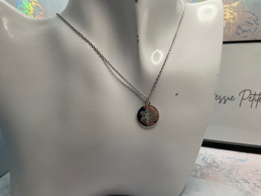 Chaîne flocon de neige argentée 18 po - Acier inoxydable