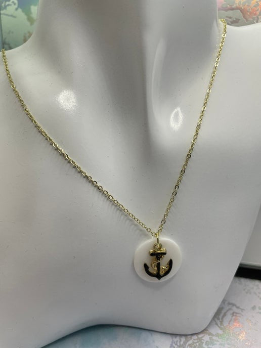 Collier ancre noire et dorée sur coquillage-23'' Sans Nickel