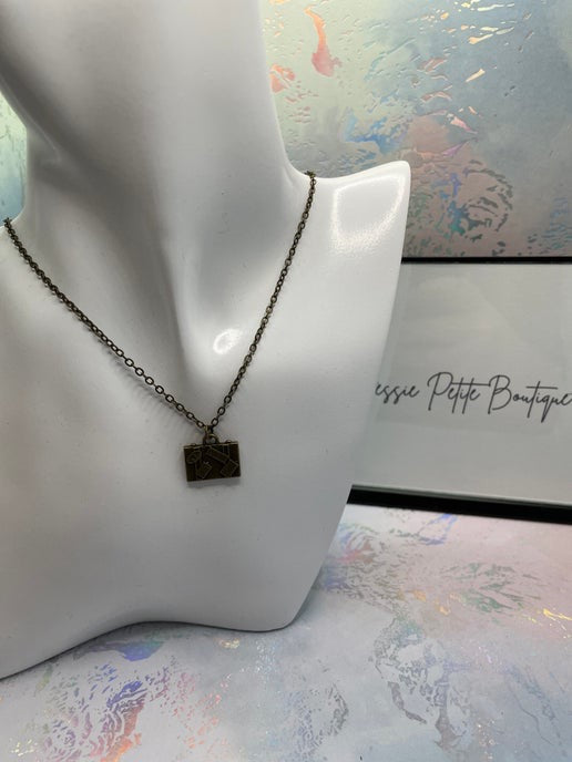 Bronze Luggage Pendant 19'' Chain