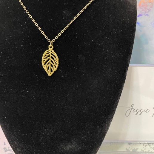 Collier feuille bronze 19''