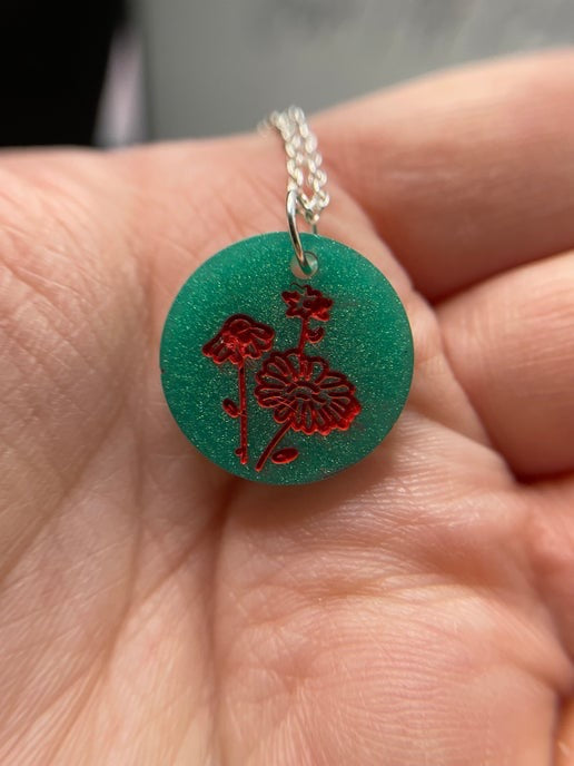 Bonheur botanique : Collier vert et rouge - 21'' sans nickel