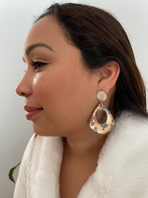 Boucles d'oreilles en forme de larme surdimensionnées en or/argent – ​​SANS NICKEL