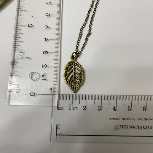 Collier feuille bronze 19''