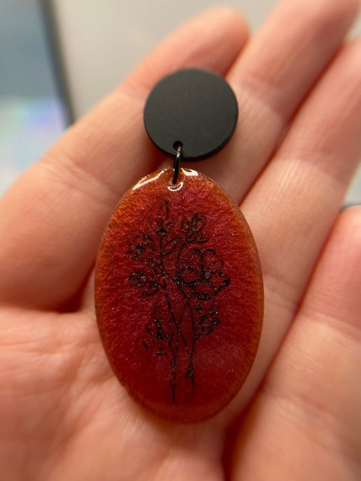 Herbier : Bouton d'oreille en acétate acrylique noir 