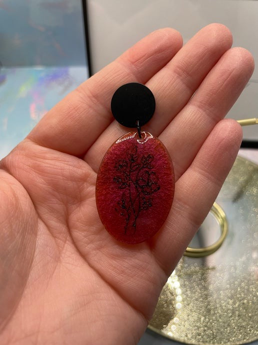 Herbier : Bouton d'oreille en acétate acrylique noir 