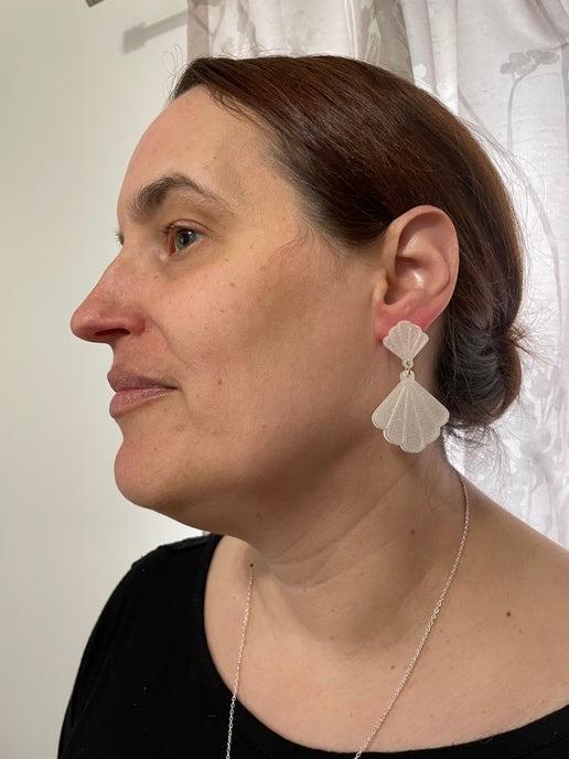 Kalita: Sparkly White Earrings HYPOALLERGENIC