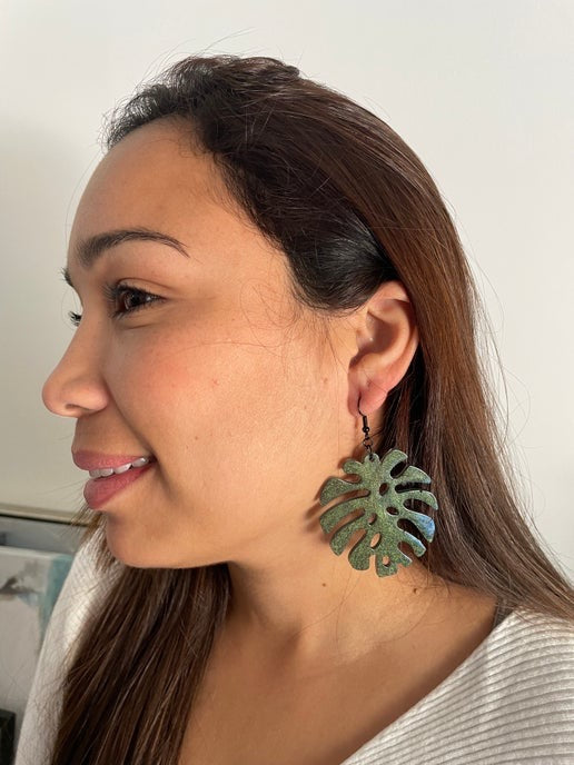 Boucles d'oreilles Grosse Feuille Monstera 