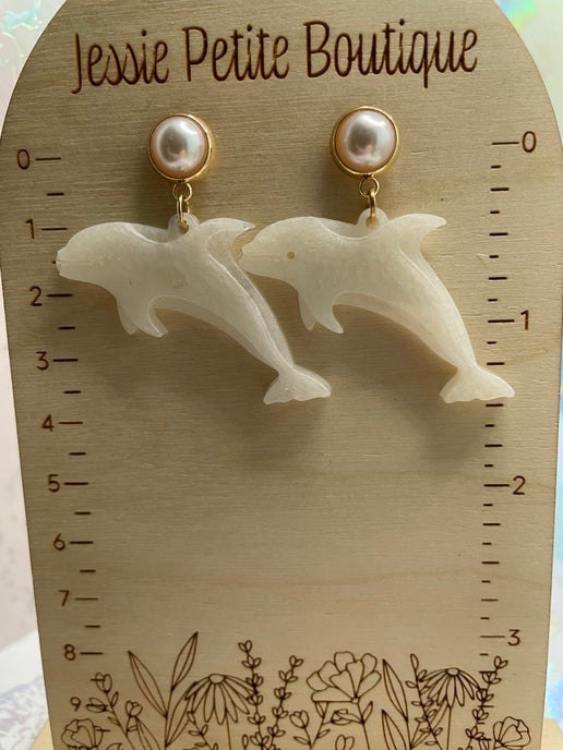 Boucles d'oreilles dauphin avec bouton d'oreille avec perles