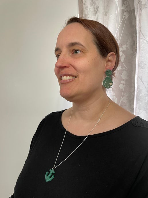 Green Kalita Earrings with Starfish- HYPOALLERGENIC/PLASTIC