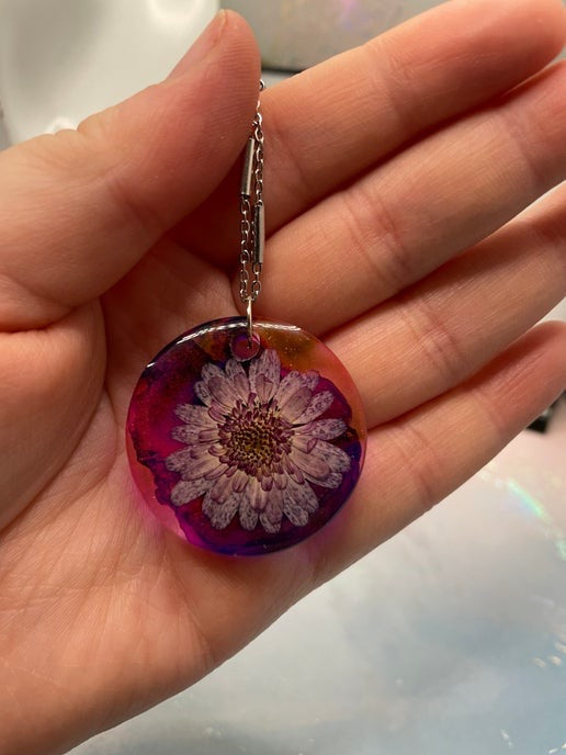 Pendentif Fleur Violette 23'' - Acier inoxydable + Sans nickel