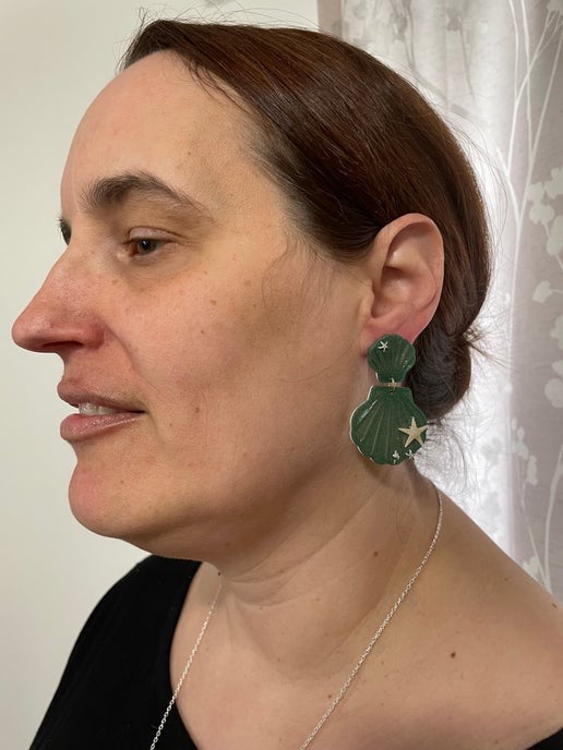 Green Kalita Earrings with Starfish- HYPOALLERGENIC/PLASTIC