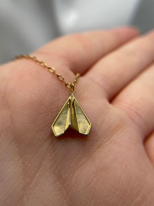Paper Airplane Charm Necklace – 19'' Nickel-Free
