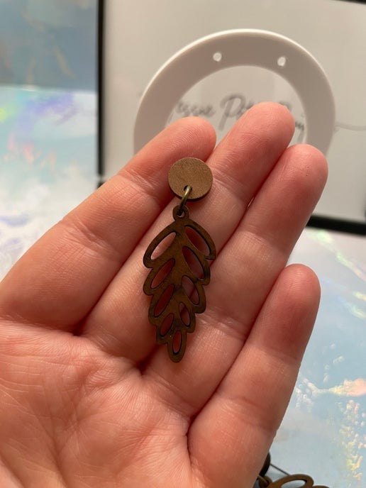 Boucles d'oreilles feuille en bois d'acajou - Sans nickel