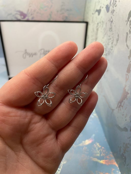 Silver Wire Flower Earrings -Stainless steel