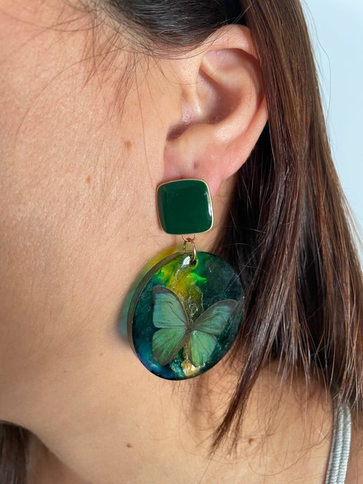 Green Butterfly Round Earrings-NICKEL FREE