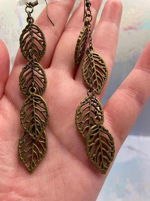 Boucles d'oreilles grosses feuilles bronzes pendantes