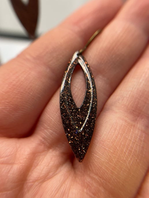 Delicate: Sparkle Dark Bronze Earrings