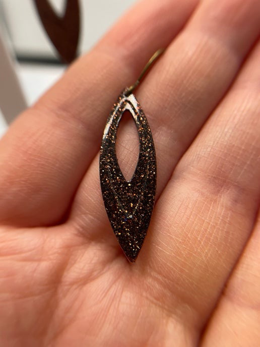 Delicate: Sparkle Dark Bronze Earrings