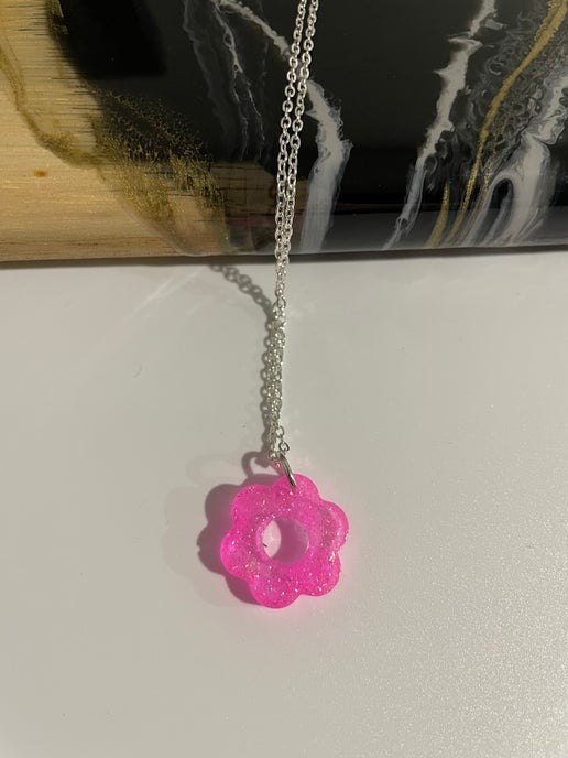 Collier petite fleur rose scintillante- 22'' Sans nickel