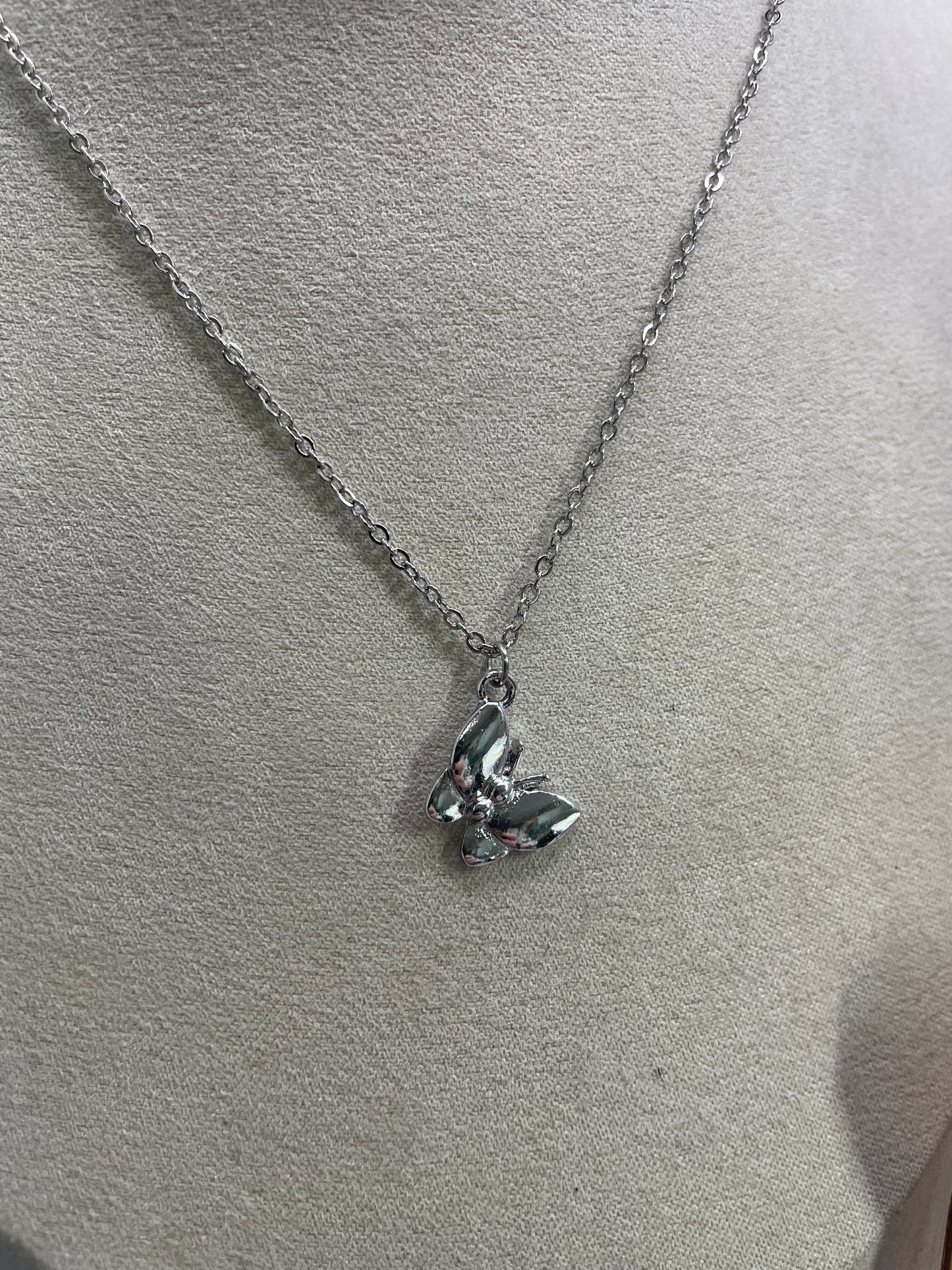 Ensemble de bijoux papillon argenté
