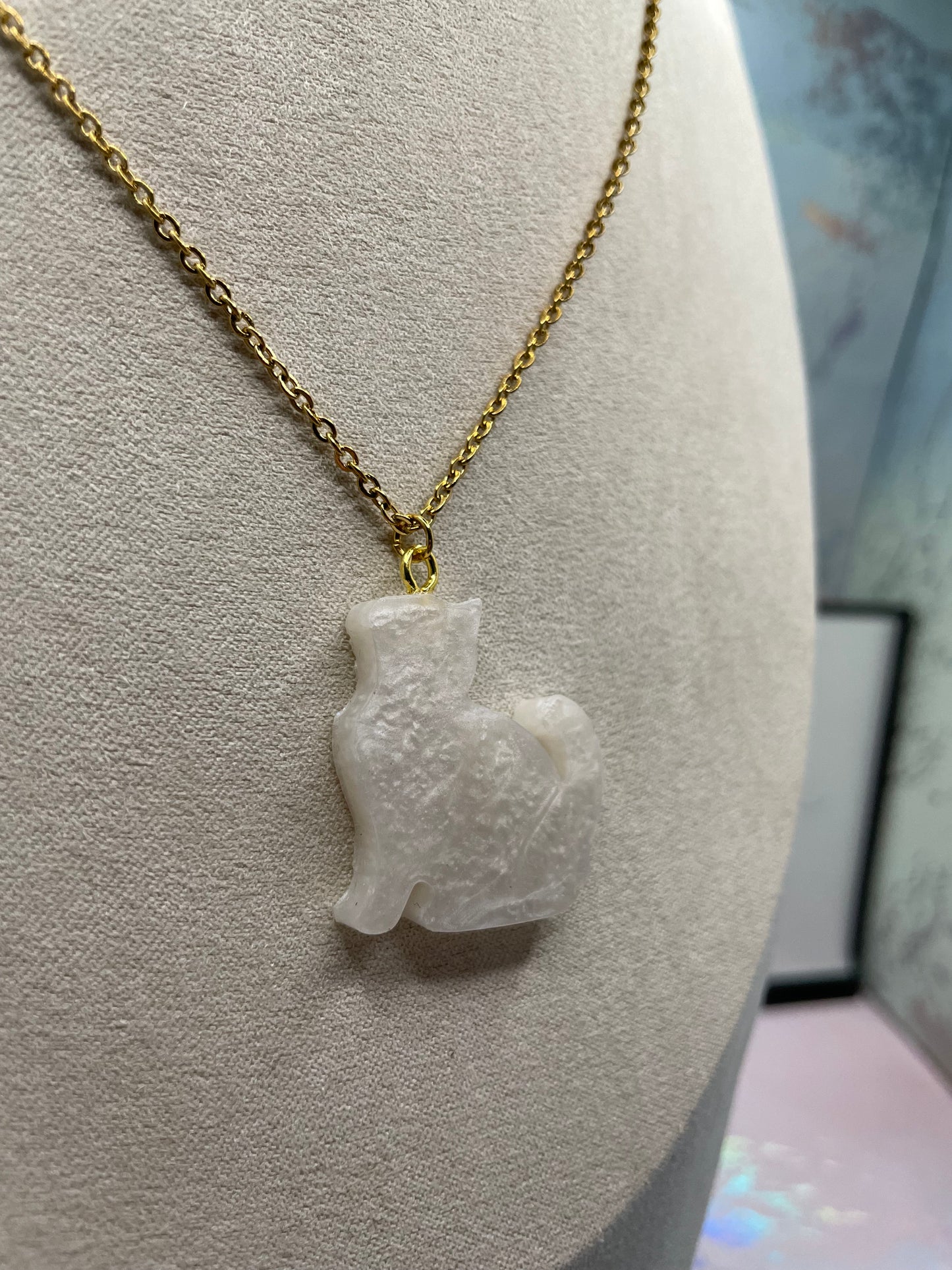 White Cat Necklace -17" Gold Chain STAINLESS STEEL+NICKEL FREE